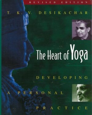 bokforside The Heart Of Yogam Developing A Personal Practice